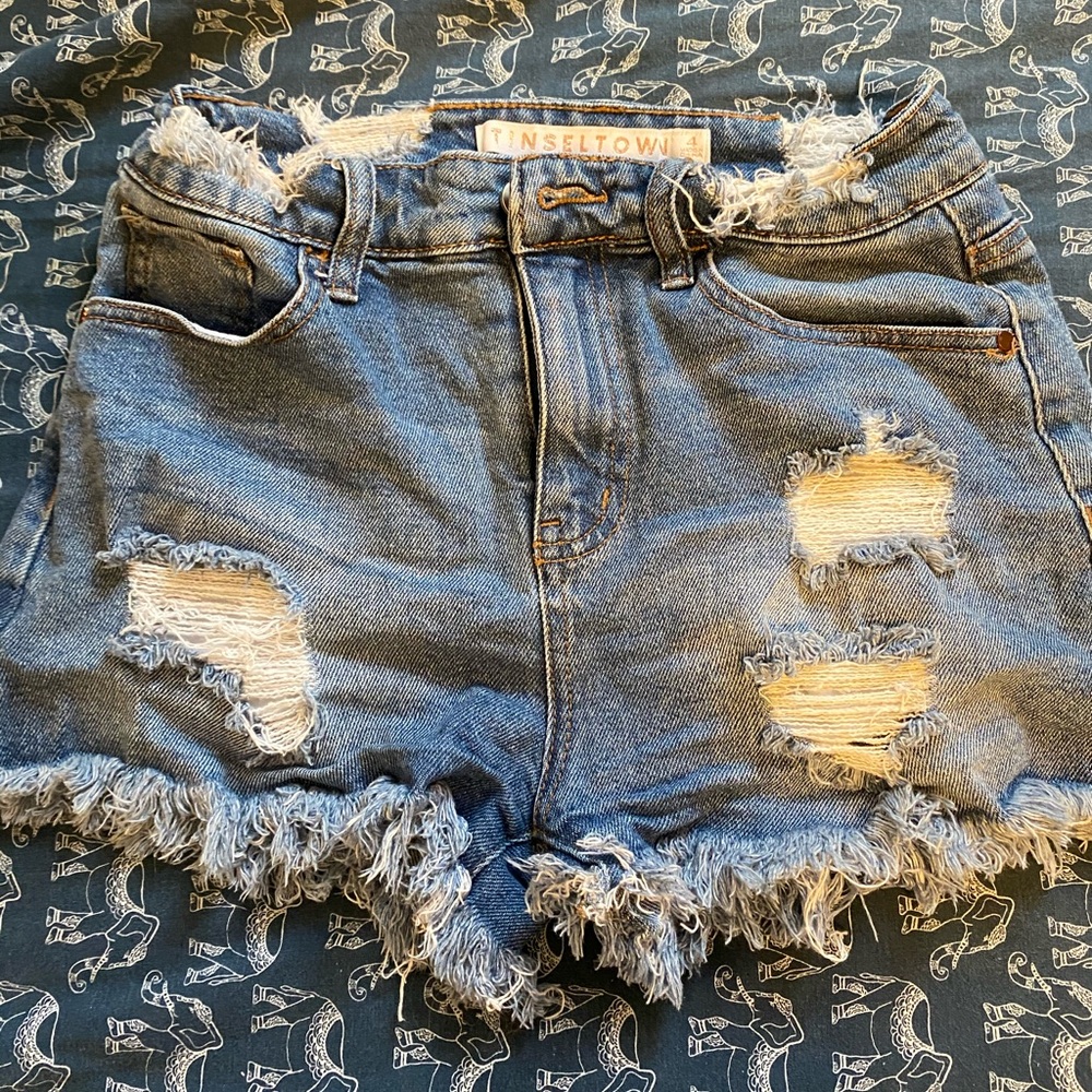 Short shorts